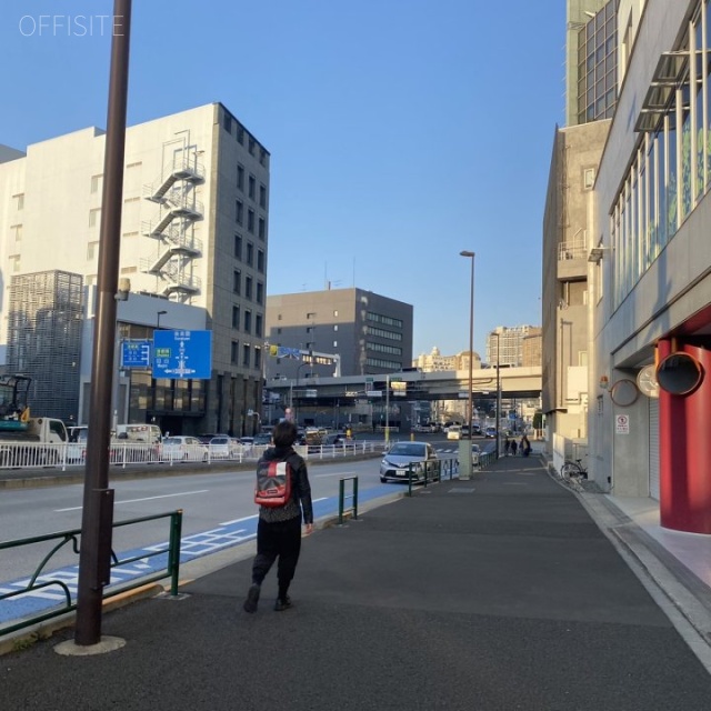 こだまビル ビル前面道路