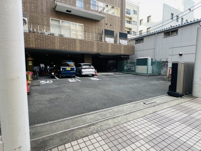 TG鶴見ビル 駐車場