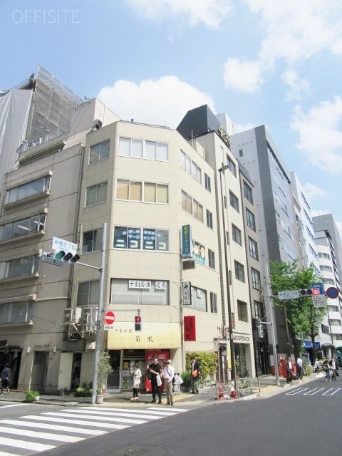 港新ビル 画像