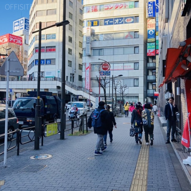 TE曙ビル ビル前面道路