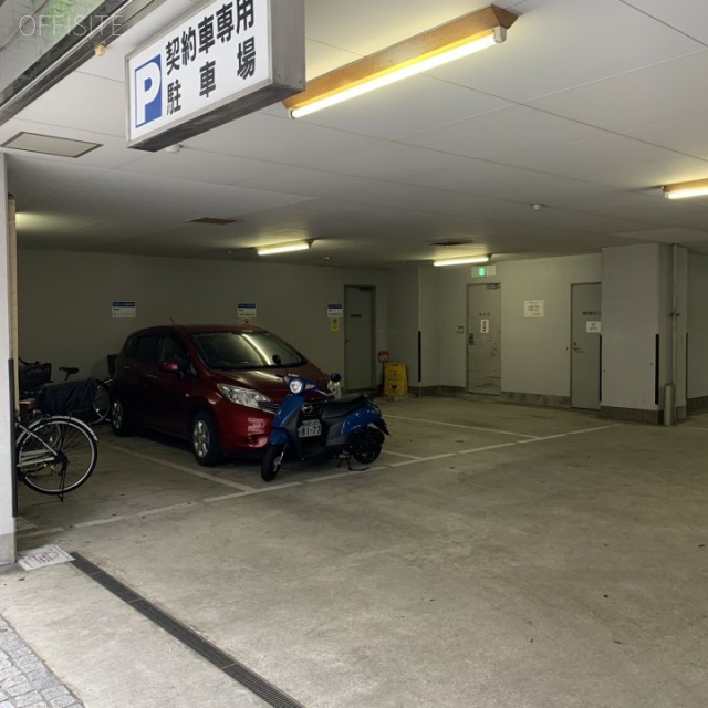 ASKビル 駐車場