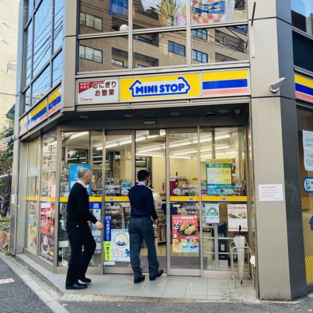 LunaRossa南青山 外観