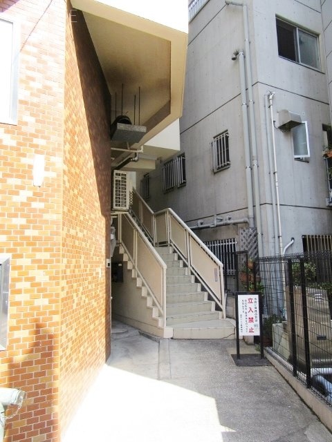 麻布台ハイツビル 画像