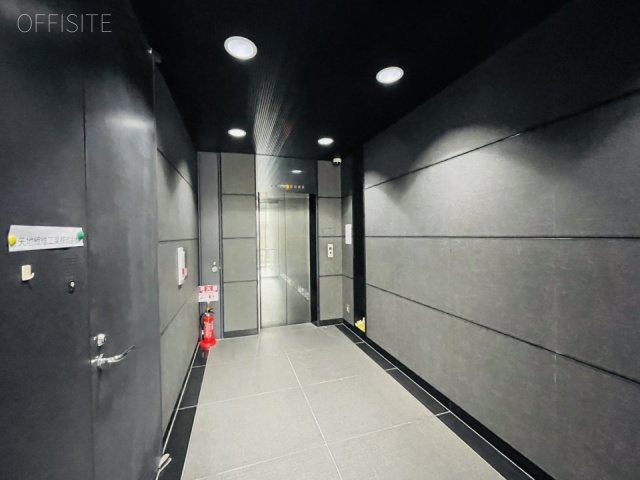 DKK東日本橋ビル エントランス