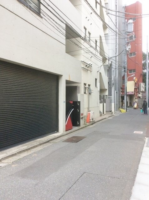 Casamiaビル ビル周辺道路