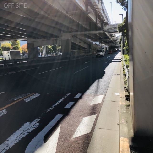 安田8号ビル ビル前面道路