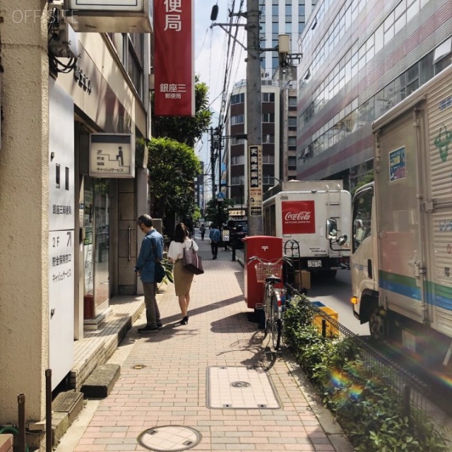 第二ミズホビル ビル前面道路