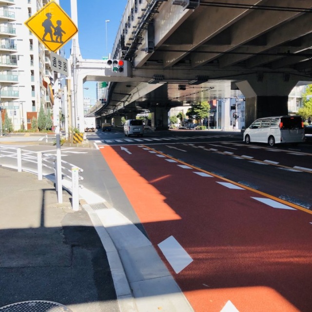 安田8号ビル ビル前面道路