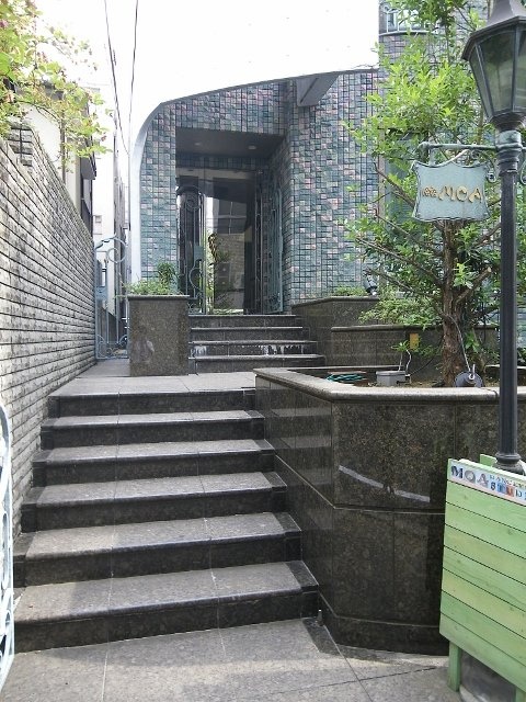 原宿MOAビル　IMGP0277 (480x640).jpg