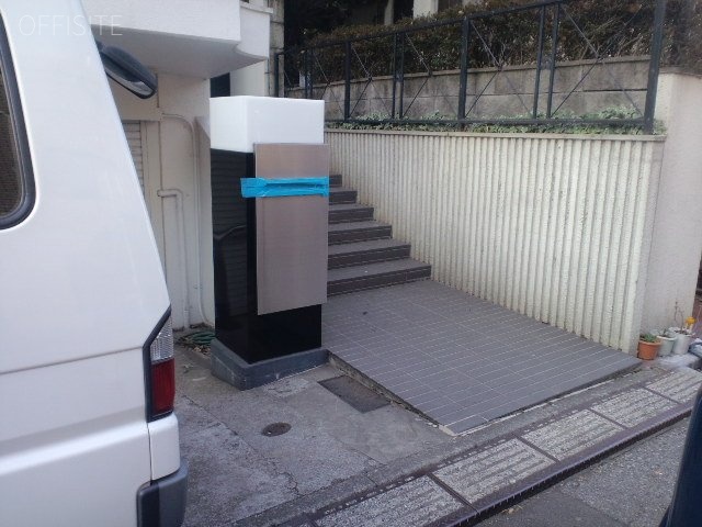 バルビゾン35ビル 画像