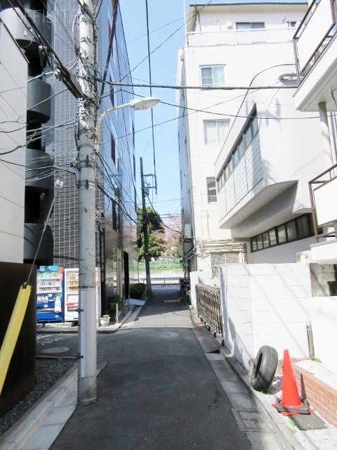 麻布霞町プリンスマンションビル 画像