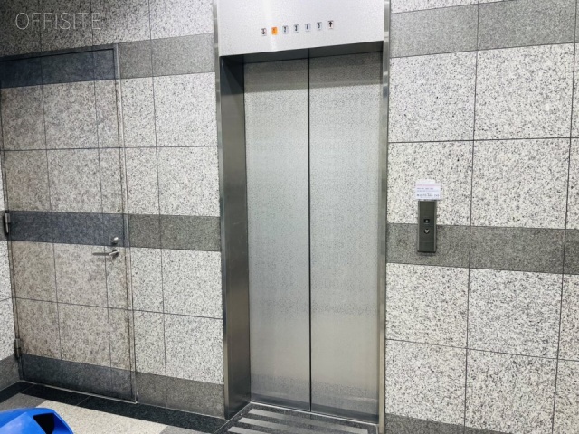 五番町TMビル 1階 57.67坪　エントランス