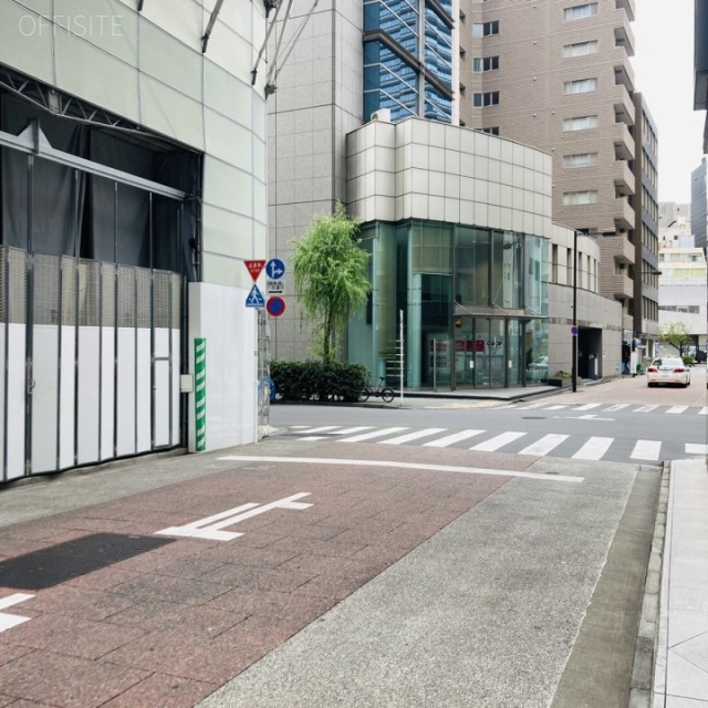 Ray Ginza ビル前面道路