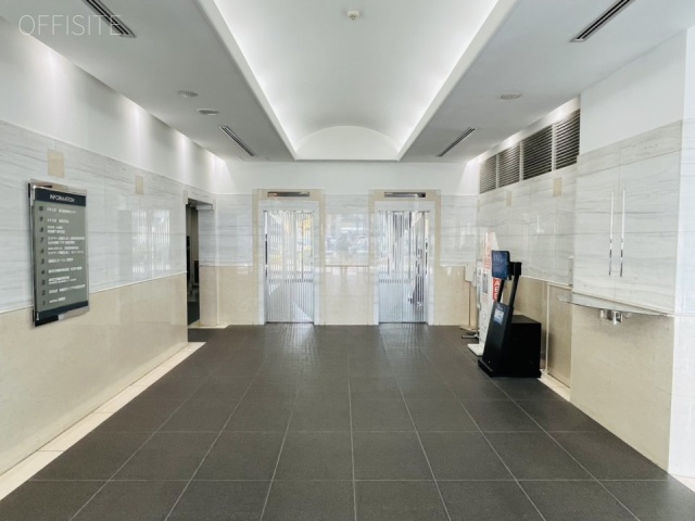 日本生命新横浜ビル エントランス