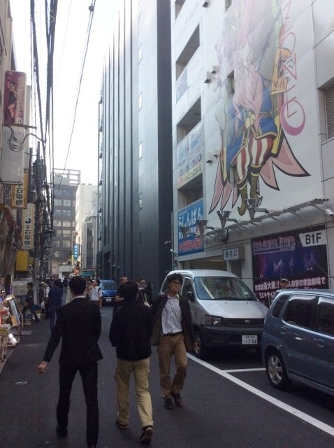 神林ビル ビル周辺道路