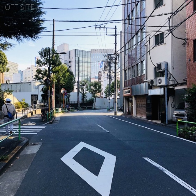 田端ビル ビル前面道路