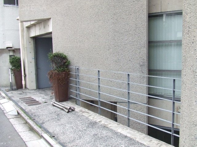 モンプチ南青山ビル 画像