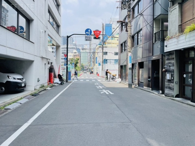 乗物町中央ビル　前面道路