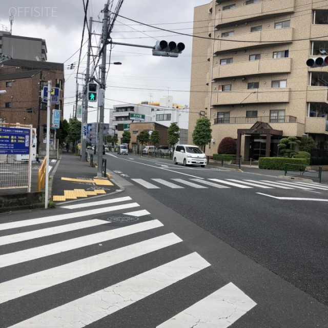 本橋ビル ビル前面道路