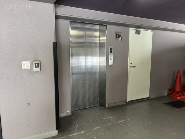 西新宿ミノシマビル　駐車場