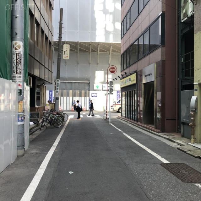 タチバナ銀座ビル ビル前面道路