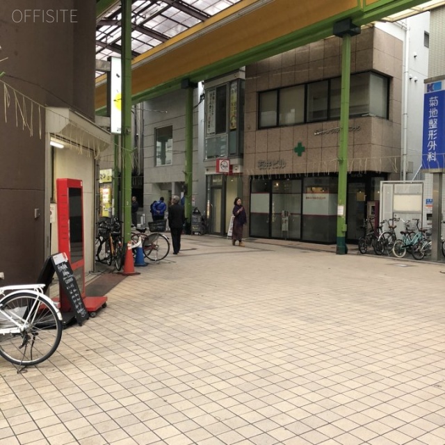 ヤマニビル ビル前面道路