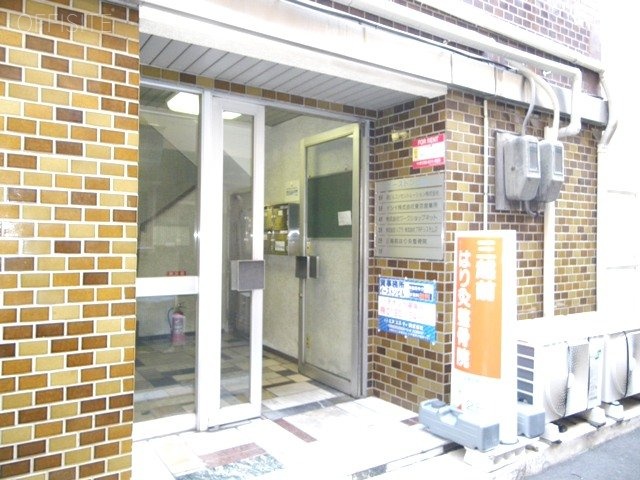 イーストンビル 画像