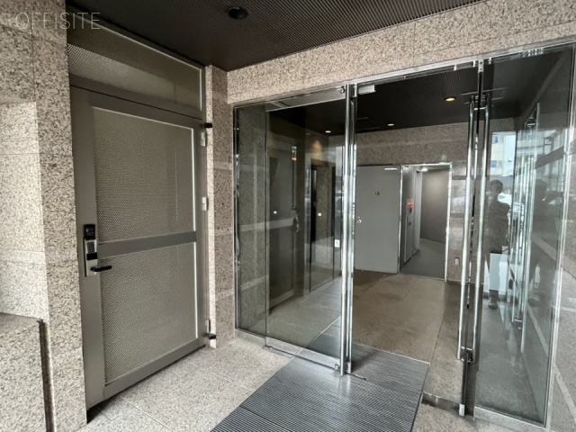 フォンテ西原宿ビル　エントランス