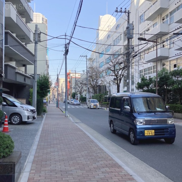 サンポービル ビル前面道路