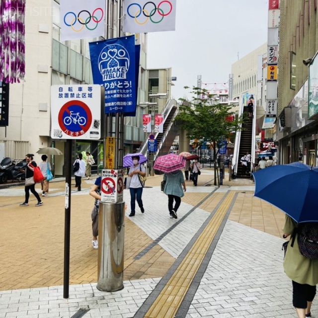 相模ビル ビル前面道路