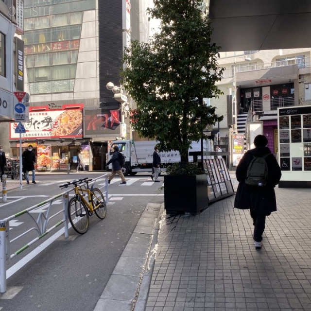 HULIC&New SHIBUYA ビル前面道路