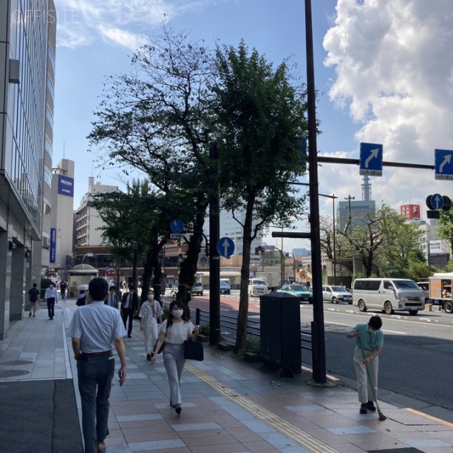 山脇ビル ビル前面道路