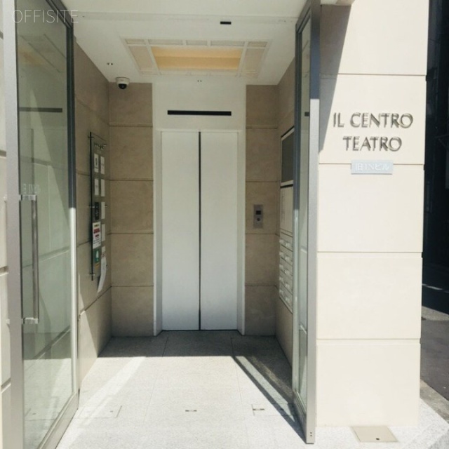 IL CENTRO TEATRO(イルチェントロテアトロ) エレベーター