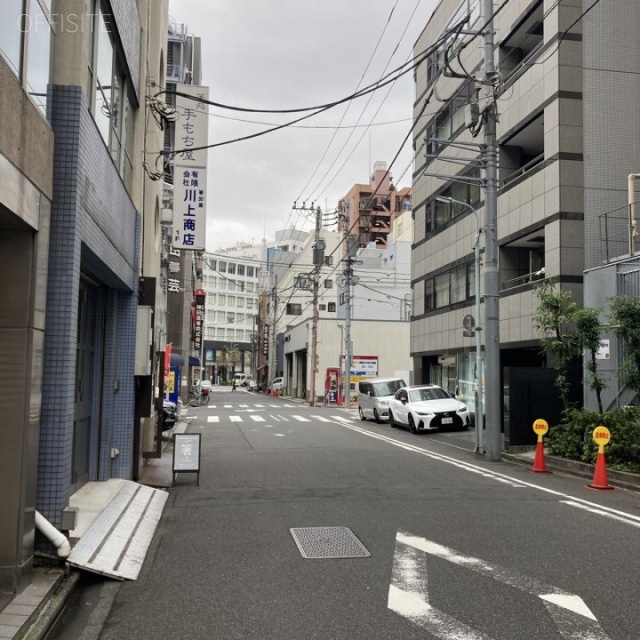 茄子倉ビル ビル前面道路