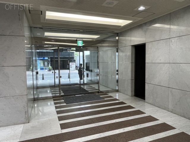 新横浜第3東昇ビル エントランス