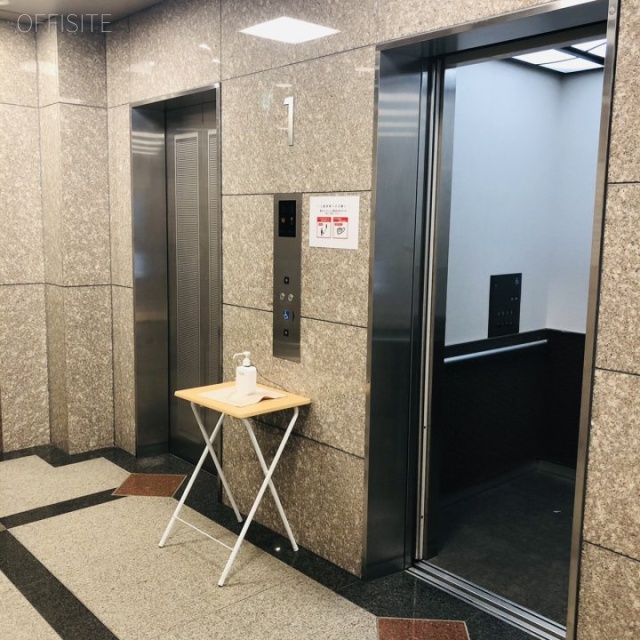 三和港南ビル　エレベーター