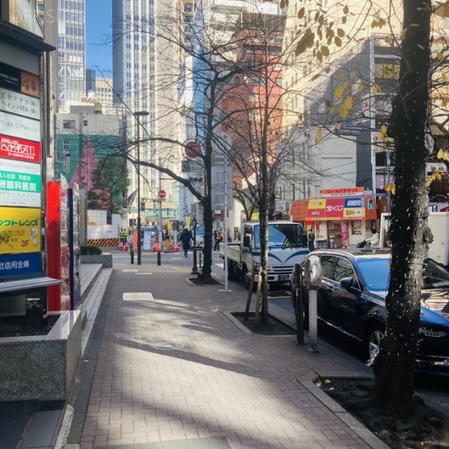 NTA日本橋ビル ビル前面道路