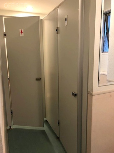 西澤ビル トイレ入口