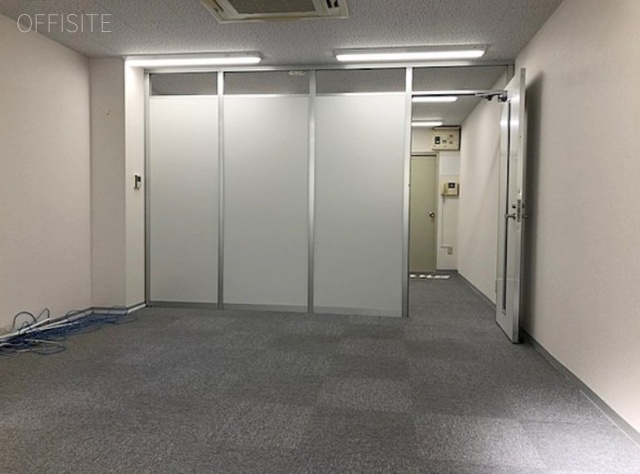 西澤ビル 303号室 室内