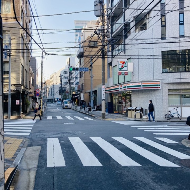 フェリーチェ恵比寿 ビル前面道路
