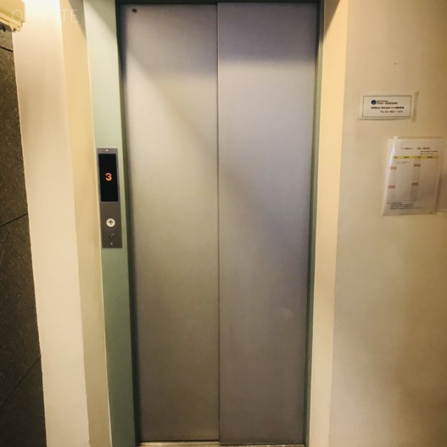ウィンド銀座Ⅲビル エレベーター