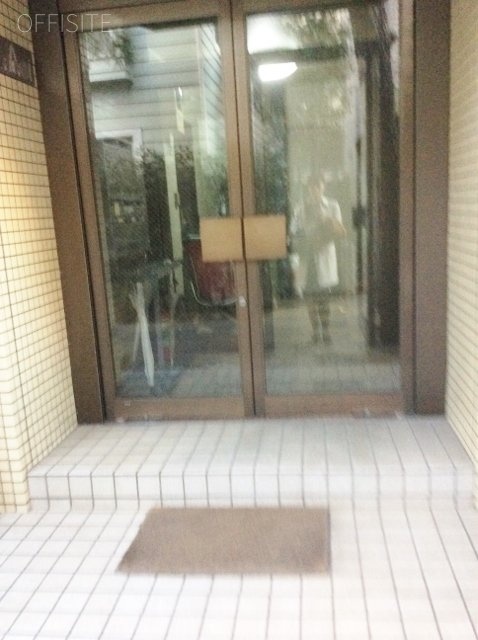 スタジオAOIビル エントランス