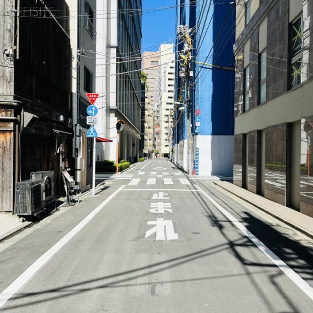 日本橋YTビル　前面道路