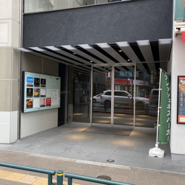 京王新宿追分第二ビル エントランス
