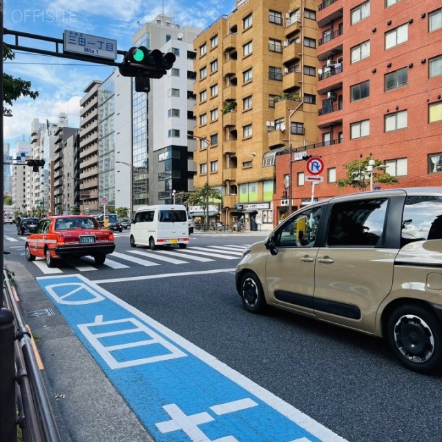 徳文堂ビル　前面道路 桜田通り