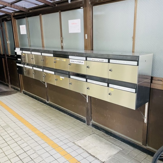 カメイ仙台中央ビル　郵便受け