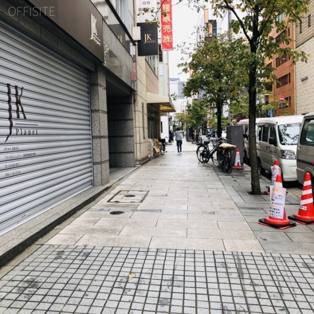 銀座GSビル2 ビル前面道路