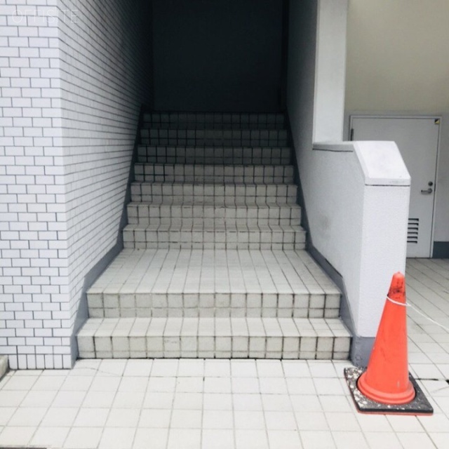日興パレス東山ビル　外観