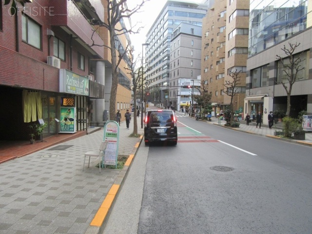 相模屋第1ビル ビル前面道路