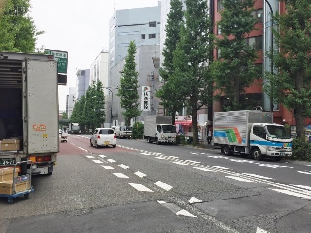 ワコー代々木ビル ビル周辺道路